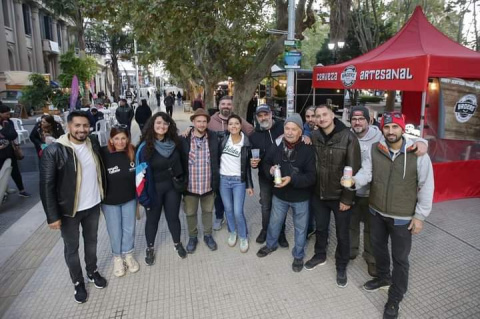 MAYRA JUNTO A VECINOS, VECINAS, PRODUCTORES CERVECEROS Y EMPRENDEDORES EN LA SEGUNDA EDICIÓN DE “CULTURA CERVECERA”