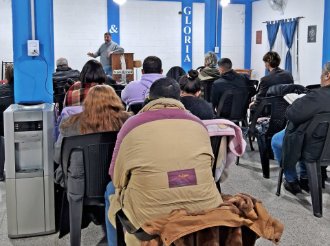 LA PRESENCIA DE DIOS EN LA IGLESIA DEL PASTOR TOTO GONZALEZ EN EZPELETA