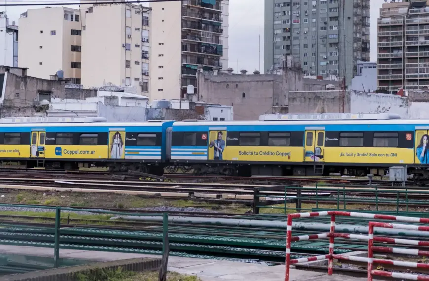 LOS TRENES VOLVERÁN A CIRCULAR EL MARTES A 30 KM/H EN RECLAMO POR MEJORAS SALARIALES