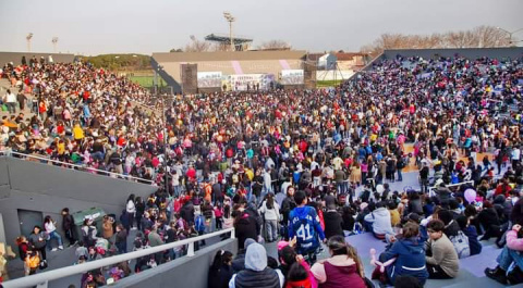 QUILMES: MÁS DE 4.000 NIÑOS Y NIÑAS PARTICIPARON DEL FESTIVAL DE LAS NIÑECES EN EL POLIDEPORTIVO MUNICIPAL