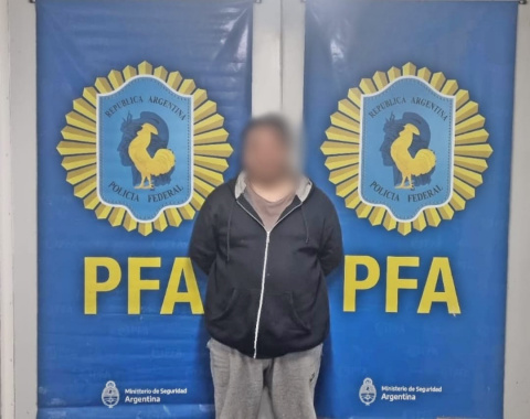 LA PFA DETUVO A UN PRÓFUGO CONDENADO POR TRATA A QUIEN SE LE HABÍA TERMINADO LA LIBERTAD CONDICIONAL