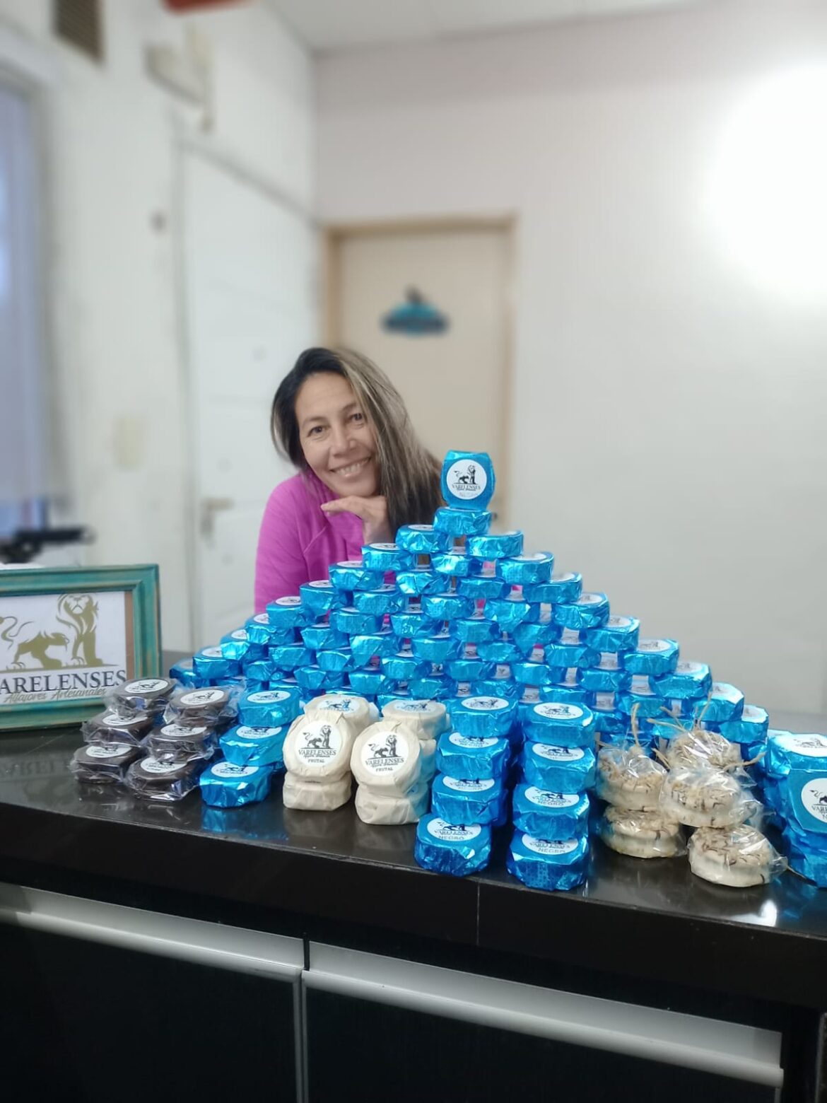 «ALFAJORES ARTESANALES VARELENSES» EN LA EXPO EMPRENDEDORES