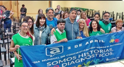 CHARLA DE «PADRES TEA», EN ATE QUILMES