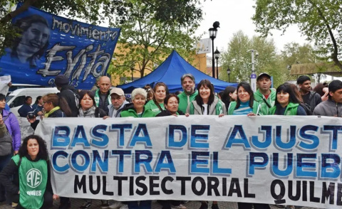 ATE QUILMES MARCHÓ A PAMI, EDESUR Y METROGAS