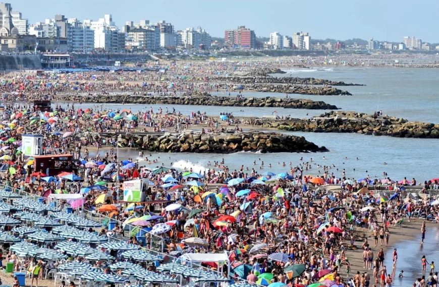 DECRETAN FERIADO PUENTE Y HABRÁ OTRO FIN DE SEMANA LARGO ANTES DE FIN DE AÑO