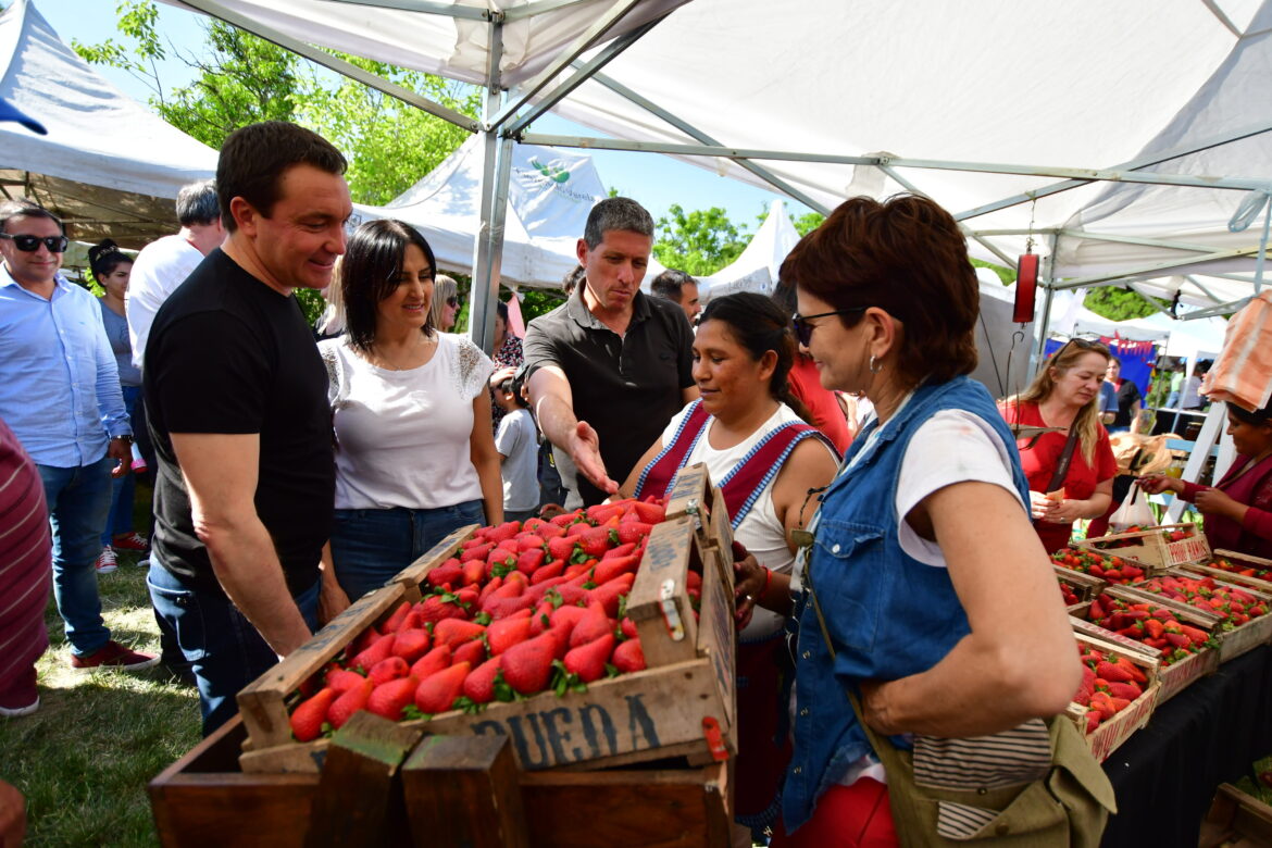 NUEVA EDICIÓN DE LA FIESTA DE LA FRUTILLA EN FLORENCIO VARELA