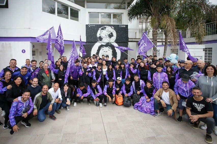 MAYRA JUNTO A LOS DEPORTISTAS QUE REPRESENTARÁN A QUILMES EN LA FINAL DE LOS JUEGOS BONAERENSES 2024: «SON UN ORGULLO PARA LA CIUDAD»