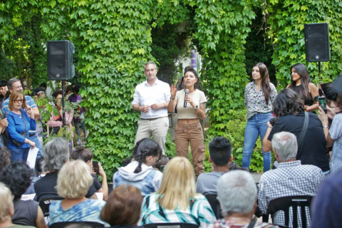 MAYRA Y VILAR ENCABEZARON LA INCORPORACIÓN DE LA ESCUELA DE JARDINERÍA