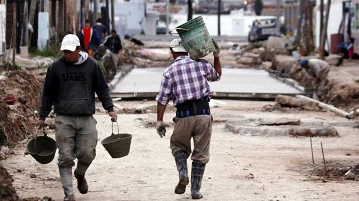 CASI CUATRO DE CADA DIEZ TRABAJADORES NO ESTÁN REGISTRADOS Y HABITAN UN HOGAR POBRE, SEGÚN UN INFORME DE LA UBA