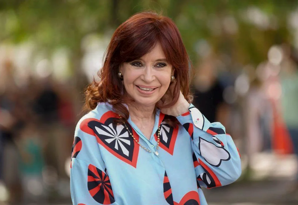 CRISTINA KIRCHNER APUNTÓ CONTRA LA CORTE POR UN FALLO A FAVOR DE MAURICIO MACRI: «MEJOR REGALO DE NAVIDAD, NO SE CONSIGUE»