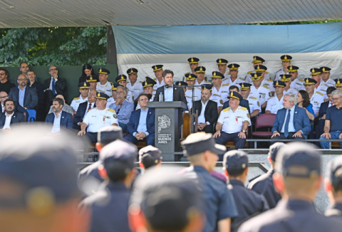 KICILLOF, ACTO DE LA POLICIA EN BERAZATEGUI