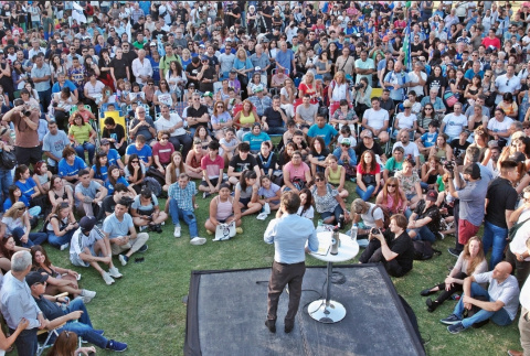 KICILLOF ANUNCIÓ FRENTE POLITICO ALTERNATIVO