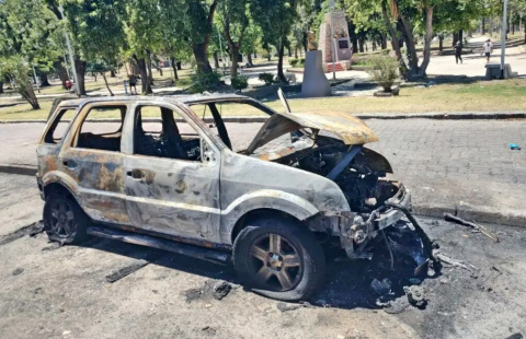 INCENDIARON EL AUTO DEL SECRETARIO DE ATE CAPITAL