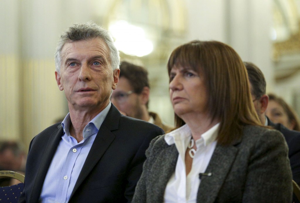 MAURICIO MACRI LE RECLAMÓ A PATRICIA BULLRICH POR EL TRASLADO DE PRESOS: «LAS COMISARÍAS NO SON CÁRCELES»