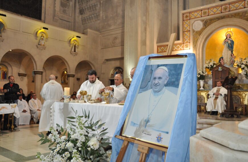 MISA DE EXEQUIAS DEL PAPA FRANCISCO EN LA DIÓCESIS DE QUILMES