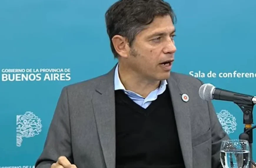 AXEL KICILLOF: «LA CAMPAÑA ELECTORAL NO ES SUCIA, ES ROÑOSA»