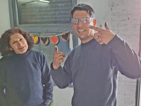 MARCELO IGLESIAS HIZO ENTREGA DE LENTES EN EZPELETA