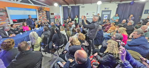 EL CANDIDATO A CONCEJAL DE QUILMES ADRIAN FILOSA RECIBIO A MARIA TALERICO