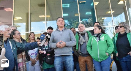 ATE SE MANIFESTÓ POR DESPIDOS EN CAMPANA