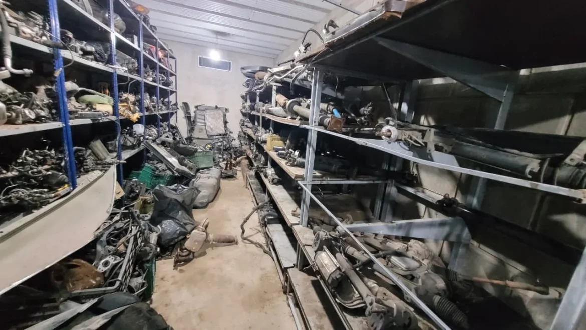 GOLPE AL ROBO DE CAMIONETAS 4X4: DETUVIERON A CUATRO LADRONES EN MORENO