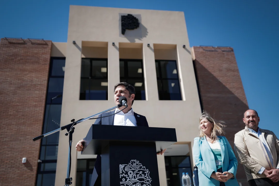 KICILLOF LE ADVIRTIÓ A MILEI QUE EL PUEBLO «LE DIJO QUE NO A LA MOTOSIERRA»