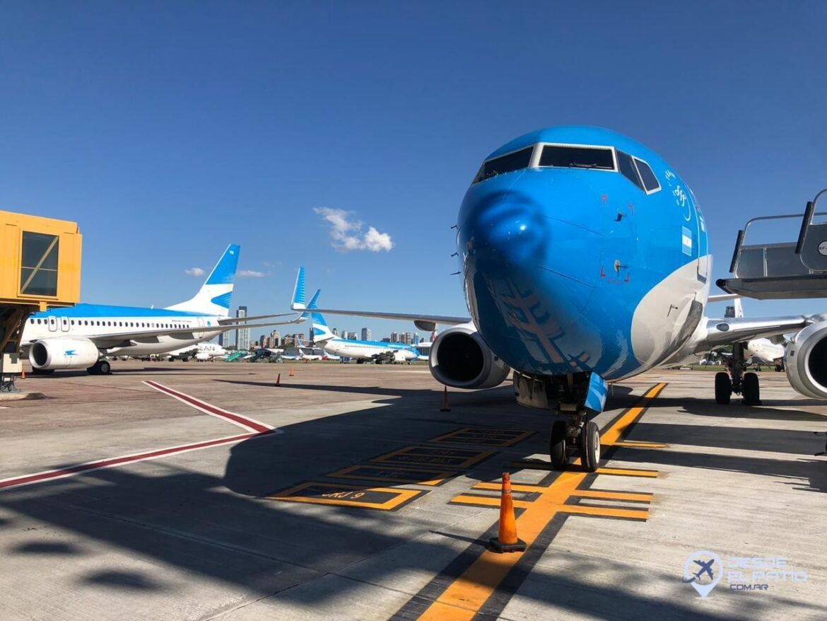 PILOTOS DE AEROLÍNEAS ARGENTINAS HARÁN ASAMBLEAS ESTE JUEVES EN AEROPARQUE