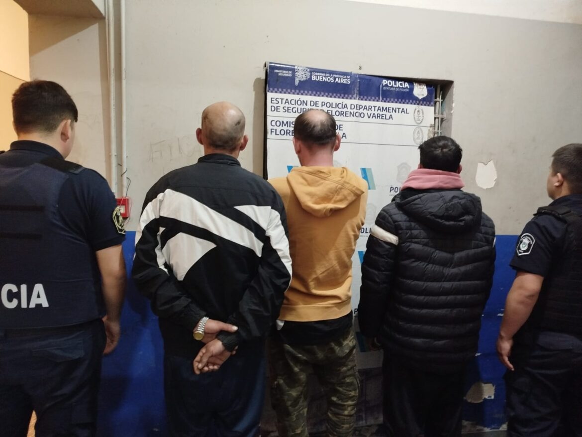 HALLAZGO DE UN AUTOMÓVIL ROBADO EN LOMAS DE ZAMORA