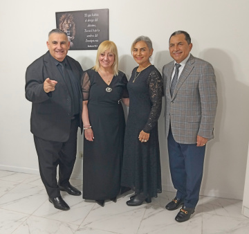 IGLESIA FILADELFIA FESTEJÓ SU 25° ANIVERSARIO CON LOS APOSTOLES DE EE.UU