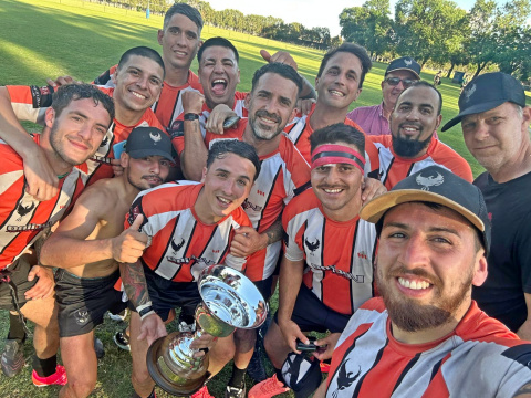 LA BANDA DE BERA, VOLVIÓ A HACER HISTORIA: SE QUEDÓ CON «LA COPA DE ORO DEL SEVEN»