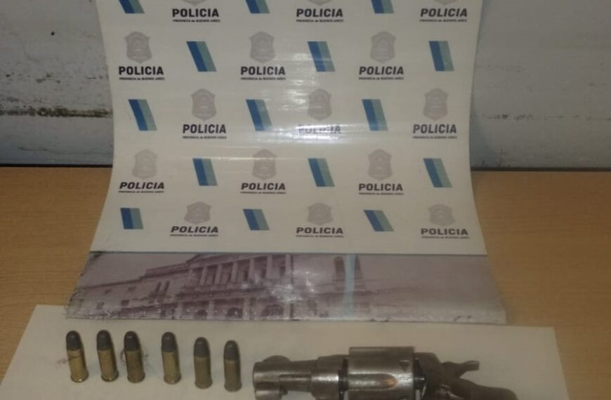 IBAN ARMADOS, PERO FUERON DETENIDOS GRACIAS A UN LLAMADO AL 911