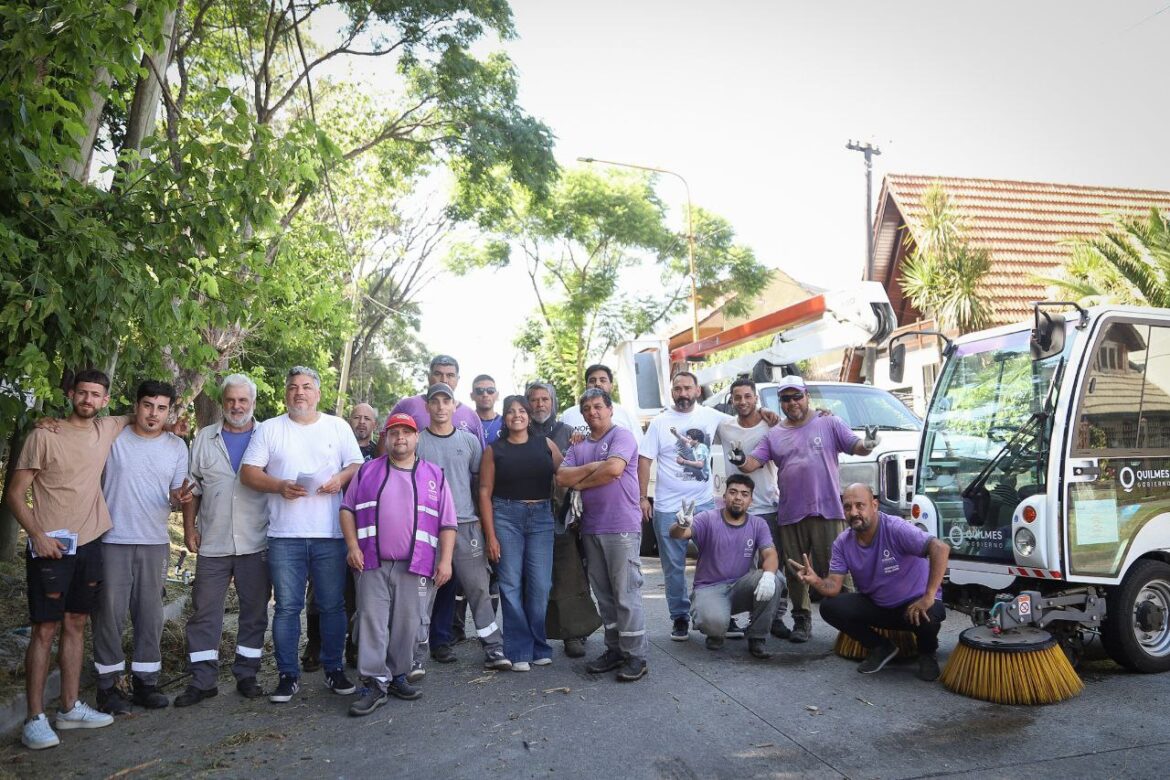 NUEVO OPERATIVO INTEGRAL DE LIMPIEZA EN DISTINTOS PUNTOS DEL DISTRITO
