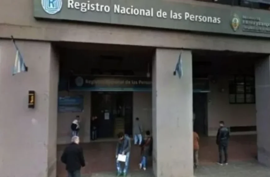 RENUNCIÓ EL TITULAR DEL RENAPER Y EL GOBIERNO OFICIALIZÓ LA SALIDA DE OTROS TRES FUNCIONARIOS CLAVE