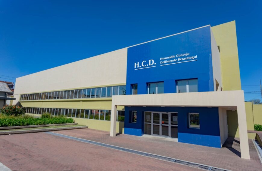 AVANZAN LAS ACCIONES JUDICIALES CONTRA EDESUR Y EL ENRE EN BERAZATEGUI