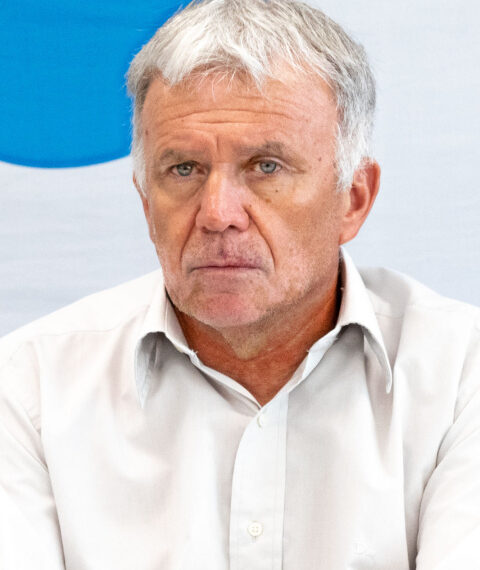 EN BERAZATEGUI EL INTENDENTE BALOR Y CONCEJALES DENUNCIAN A EDESUR