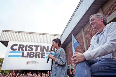 MAYRA ASUMIÓ LA PRESIDENCIA DEL PJ QUILMES ACOMPAÑADA DEL DIPUTADO NACIONAL MÁXIMO KIRCHNER