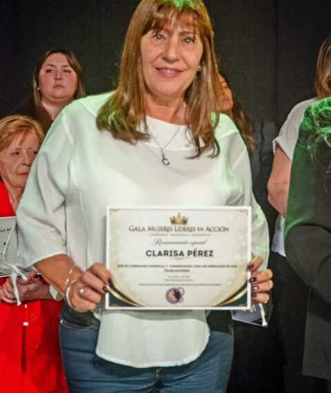 RECONOCIMIENTO A LA SECRETARIA GENERAL DE ATE QUILMES CLARISA PÉREZ