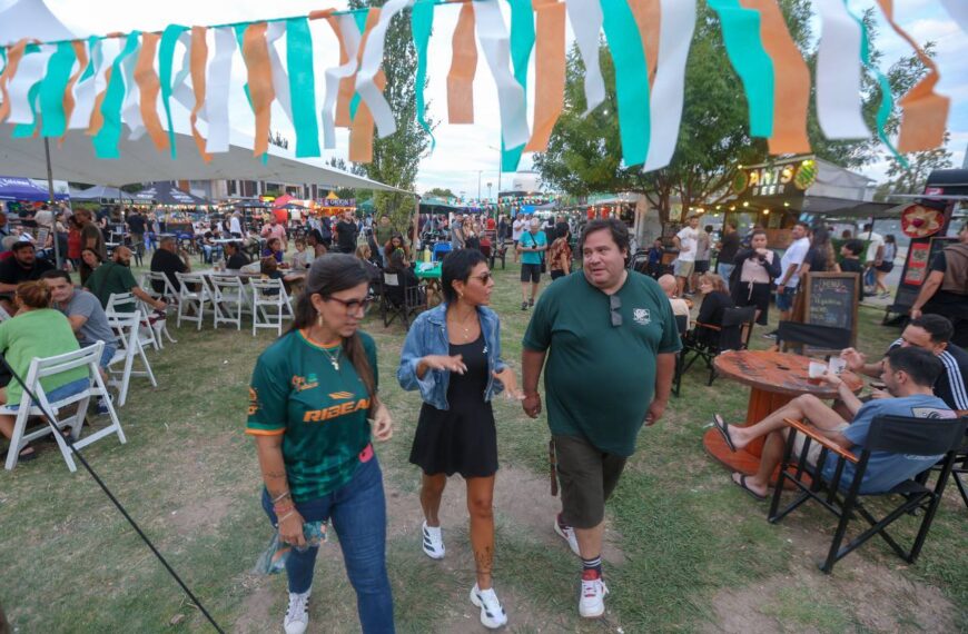 MAYRA MENDOZA ESTUVO PRESENTE EN EL FESTIVAL DE LA CERVEZA – EDICIÓN SAN PATRICIO EN EL PARQUE LINEAL DE DON BOSCO