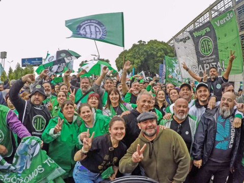 ATE QUILMES: PARTICIPÓ DEL PARO Y MOVILIZACIÓN 21 DE ABRIL