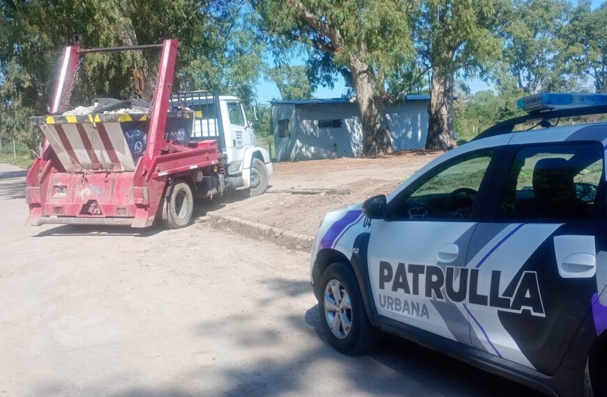 EL MUNICIPIO DE QUILMES INFRACCIONÓ A UN CAMIÓN CON UNA CARGA ILEGAL DE TIERRA