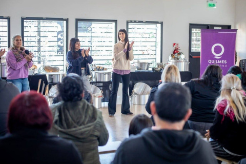 EL MUNICIPIO DE QUILMES ENTREGÓ EQUIPAMIENTO A PUNTOS SOLIDARIOS