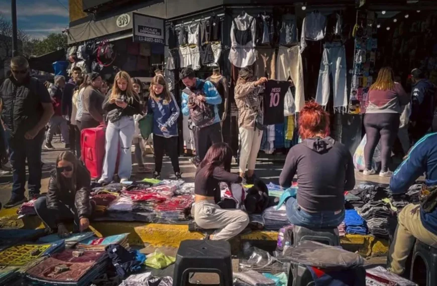 EL EMPLEO INFORMAL GANA TERRENO MIENTRAS SIGUEN CAYENDO LOS PUESTOS REGISTRADOS