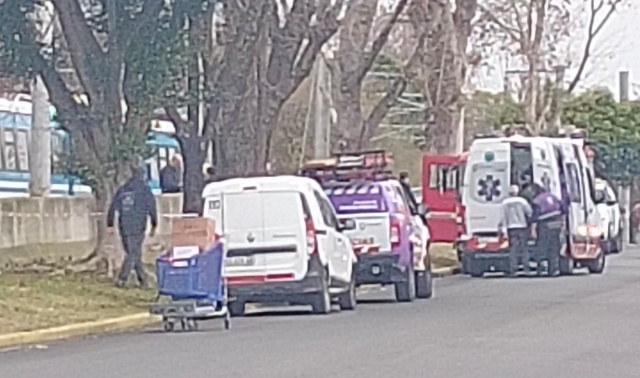 EL TREN LE CORTÓ LAS DOS PIERNAS, ESTA VIVO