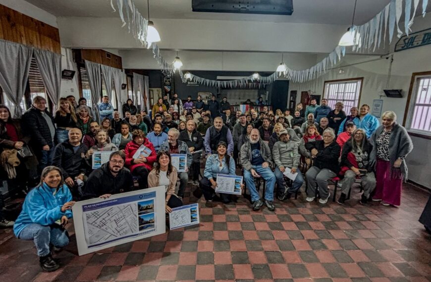 EL MUNICIPIO ANUNCIÓ LA CONSTRUCCIÓN DE 57 NUEVAS CUADRAS DE ASFALTO EN QUILMES OESTE