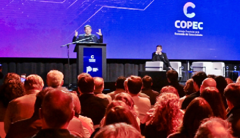 KICILLOF EN VICENTE LOPEZ PRESENTÓ EL «COPEC»
