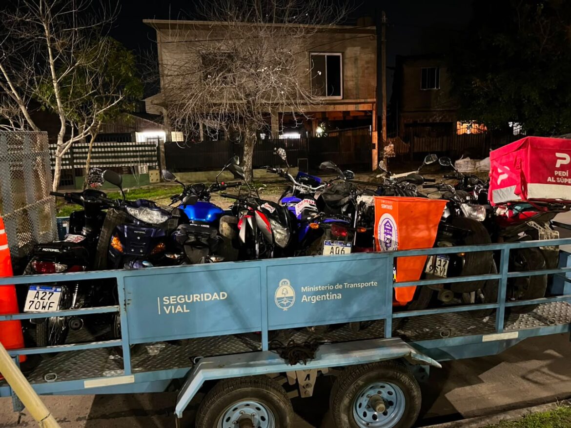 LA PATRULLA URBANA MUNICIPAL SECUESTRÓ MÁS DE UNA DECENA DE VEHÍCULOS EN UN MEGAOPERATIVO DE CONTROL VEHICULAR