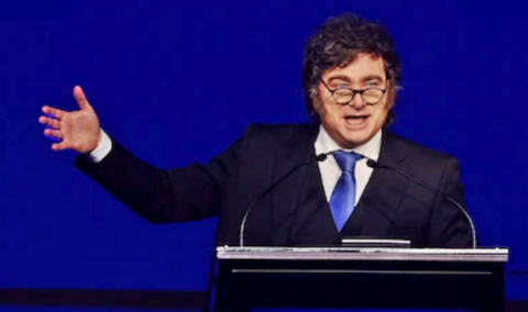 MILEI DIJO QUE MACRI SE DEJÓ CORRER POR LOS QUE TIRABAN PIEDRAS