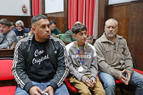 MORÓN: DECLARAN DE INTERES TRAYECTORIA DE JUGADOR DEL DEPORTIVO MORÓN