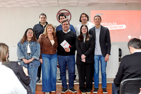 EN MAR DEL PLATA SE REALIZO FORO DE CONCEJALES RADICALES