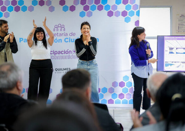 MAYRA Y EVA MIERI ANUNCIARON UN NUEVO POLIDEPORTIVO CON PILETA SEMIOLÍMPICA: “LA TASA QUE PAGAN CON MUCHO ESFUERZO LOS VECINOS ES DEVUELTA EN OBRAS”