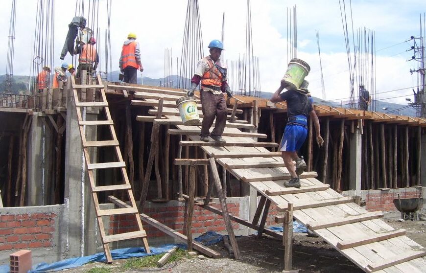 LA CONSTRUCCIÓN CAYÓ 4,5% EN JULIO, SEGÚN EL INDEC